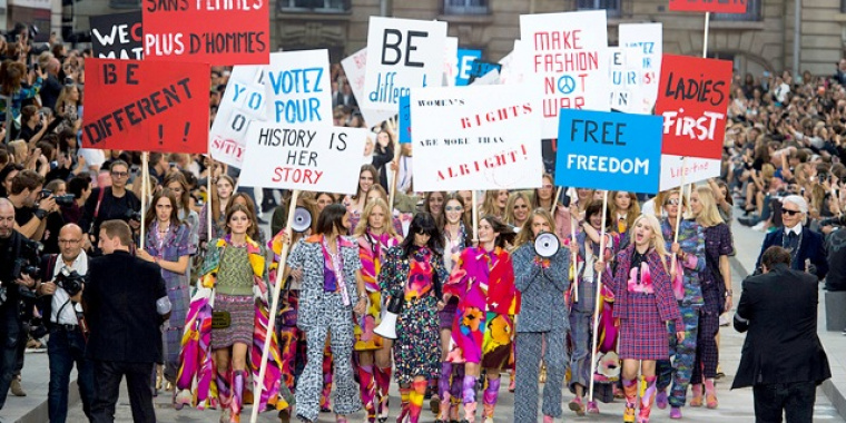 Femmes et liberté d'expression sur les podiums de la mode 2015. Photo de Yaël Abrot