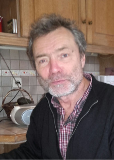 Une nouvelle à lire gratuitement sur monBestSeller La fille à l'imperméable de Thierry Laugier 