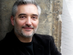 Laurent Bettoni, fondateur du label d'édition "les indés"